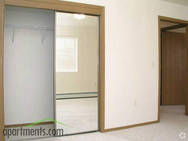 Bedroom - East Ridge Estates