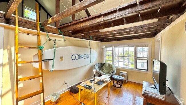 Building Photo - 1 Washington St Unit 2 Rental