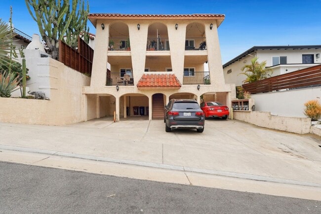 SER241 - SER241 Apartment Unit 2