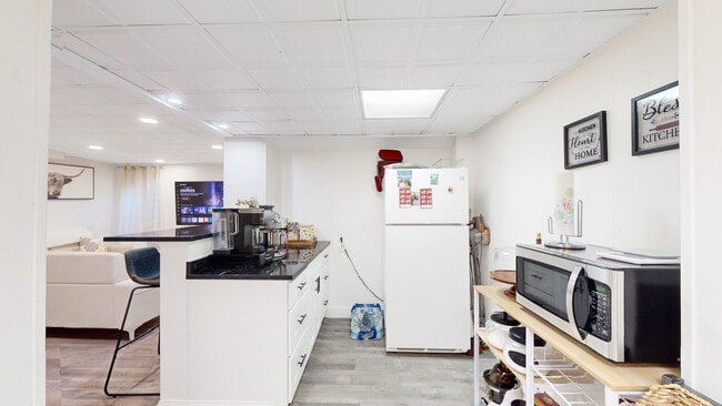 Photo - 99 Glenville Ave Unit 15-B5