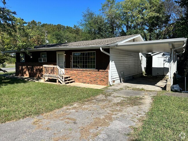 Building Photo - House in Grand Rivers