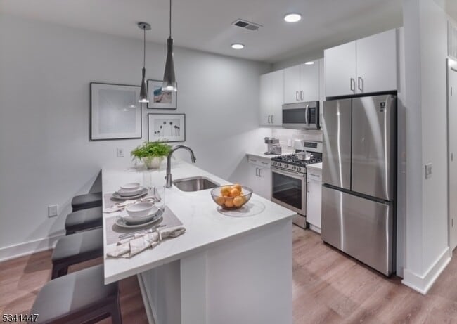 Photo - 10 Green St Unit 431