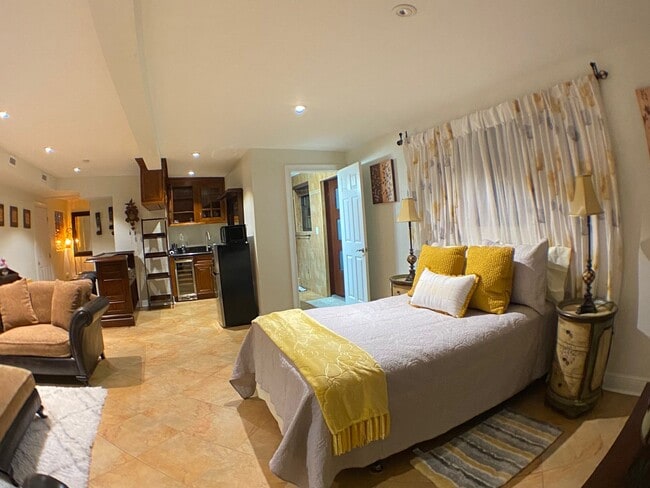 Photo - 13450 SW 5th St