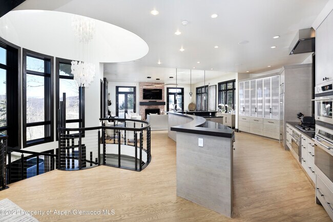 Photo - 32 Elk Ridge Ln