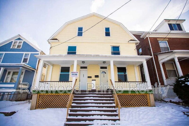 Building Photo - 554 Highland Avenue