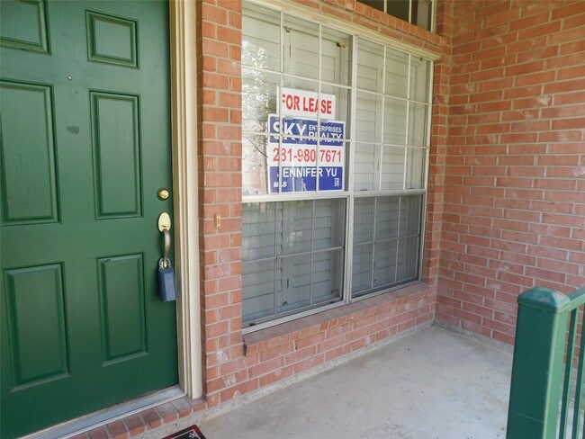 Photo - 2710 Grants Lake Blvd Unit F4