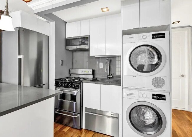 Photo - 166 Mulberry St Unit 4F