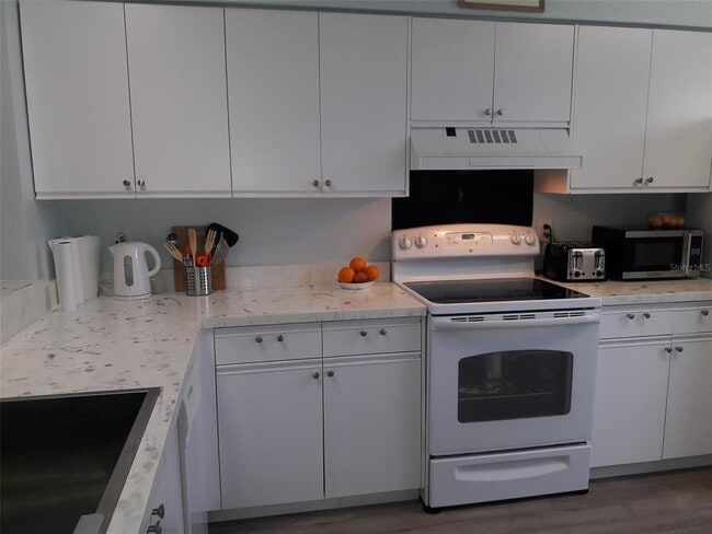 Photo - 2713 60th Ave Dr W