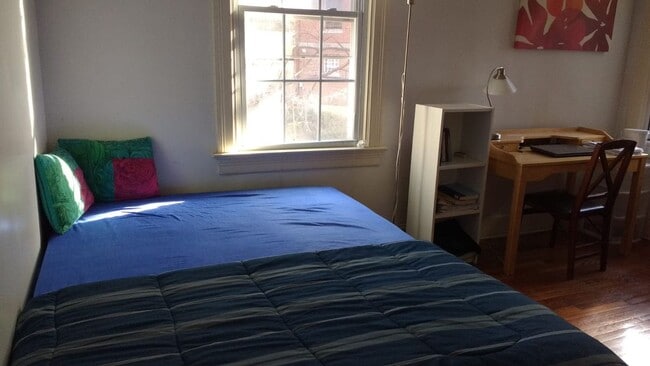 Photo - 1623 Lanier Pl NW Unit 102