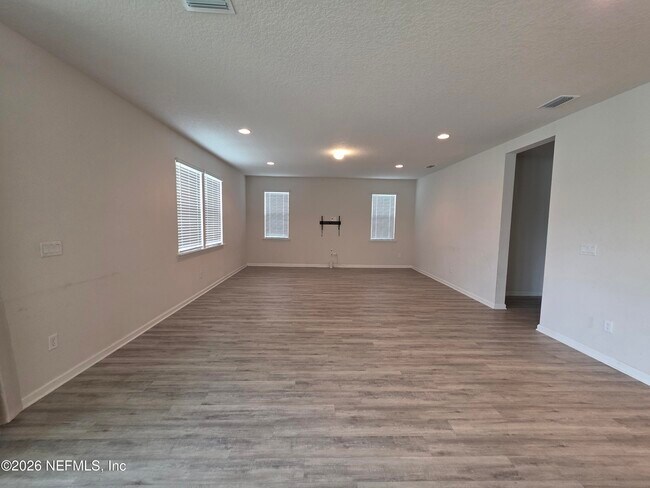 4537 Pine Ridge Pkwy