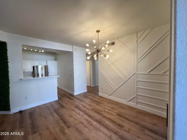 Building Photo - 5303 N 7th St Unit 228