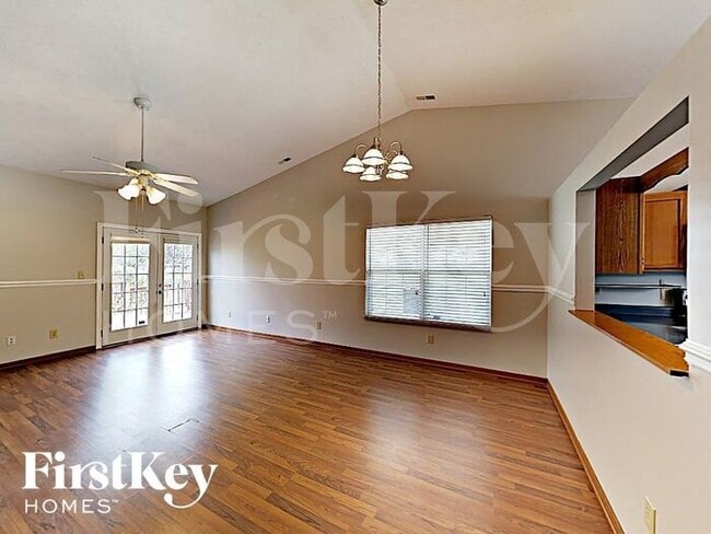 Photo - 540 Buffalo Run Dr