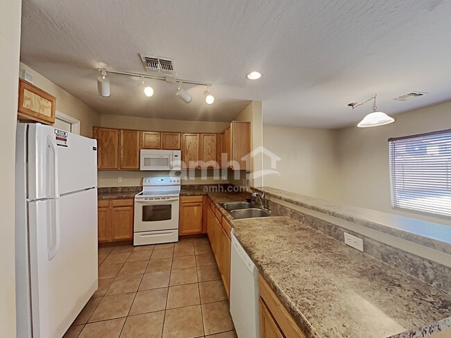 Photo - 22312 W La Pasada Blvd