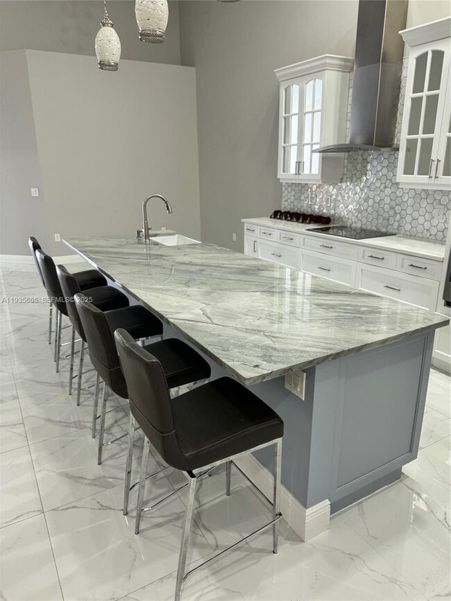 Photo - 652 W Palm Aire Dr