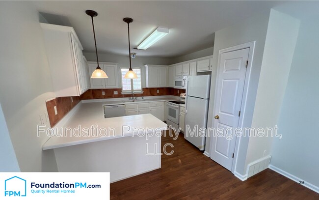 Photo - 1066 W Montebello Cir
