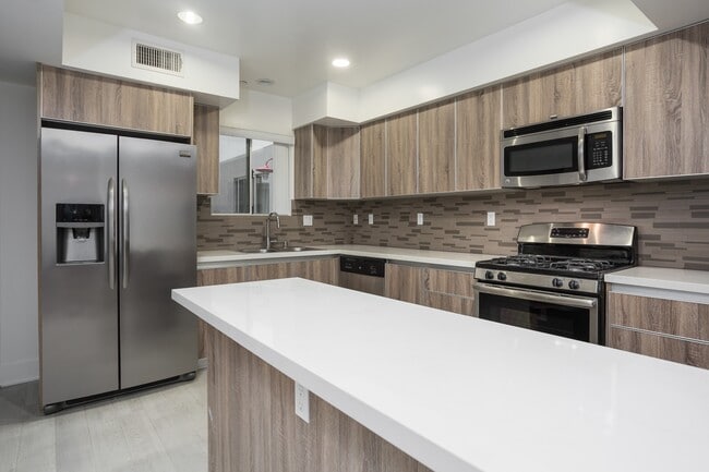 Photo - Brockton Manor by Wiseman