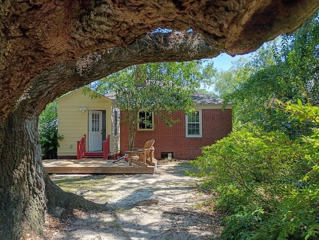 Photo - 37 Yeadon Ave