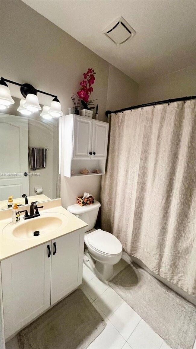 Photo - 6980 NW 177th St