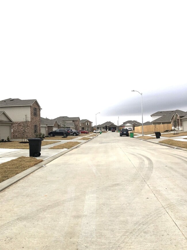 Building Photo - 21422 Chester Cliff Ln