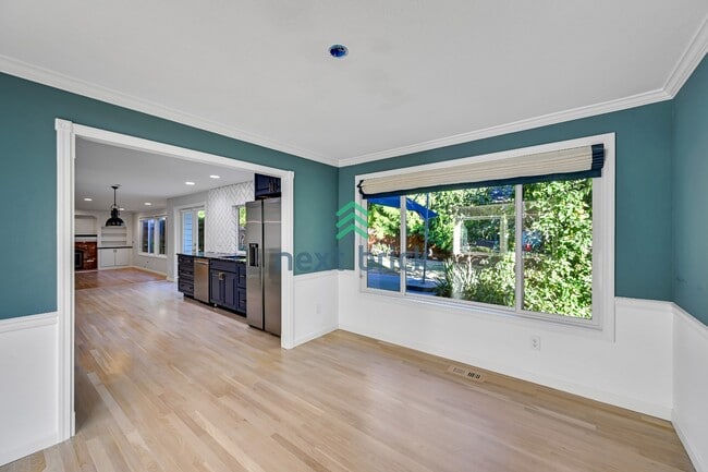 Photo - Stunning 5-Bedroom Home in Bellevue’s Top School District!