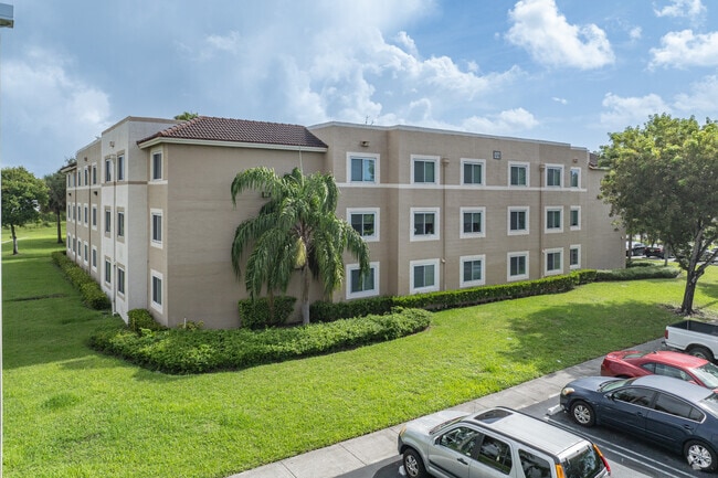 Alternar - Westview Gardens