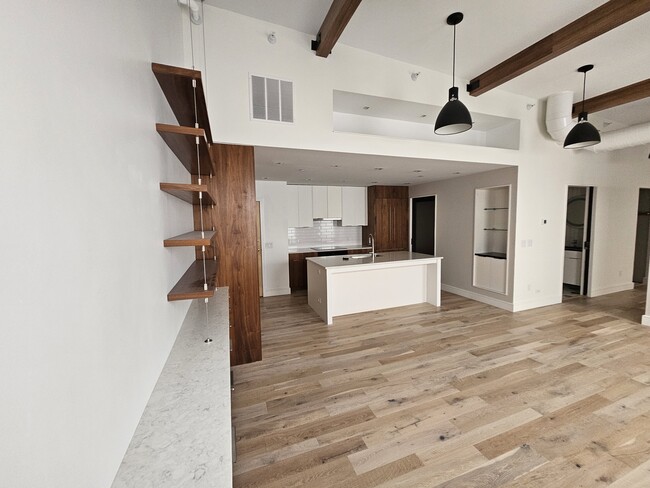 Living / Kitchen - 319 Broadway N Unit 304