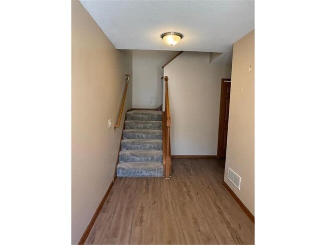 Photo - 6886 Meadow Grass Ln S