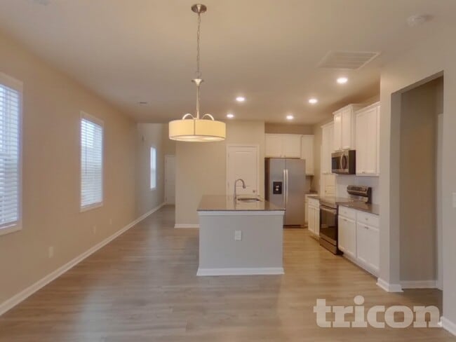 Photo - 931 Bryden Ln