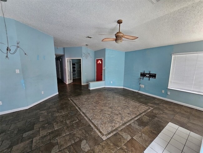 Photo - 17051 Carbridge Dr