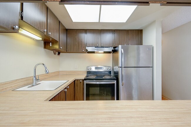 Stonebridge Apartments