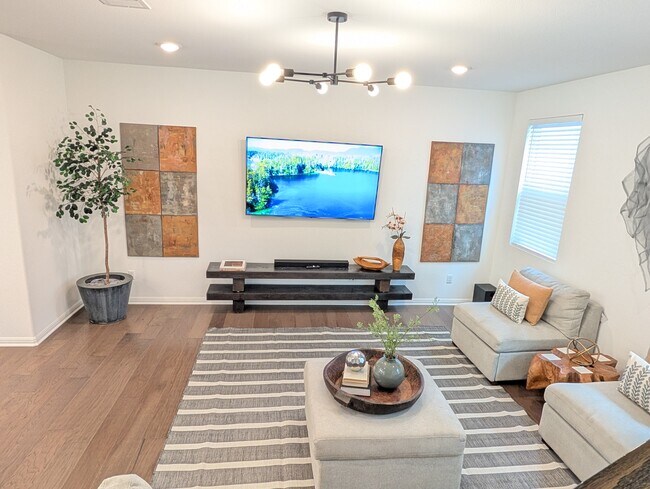 Photo - 2020 Blue River Dr