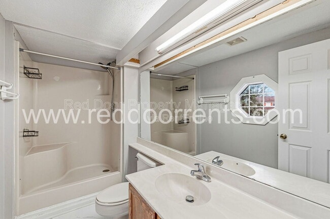 Photo - 8029 Cardinal Cove W