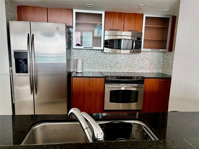 Photo - 1800 N Bayshore Dr Unit 905