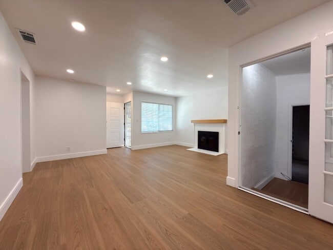 Photo - 15935 Paseo Largavista