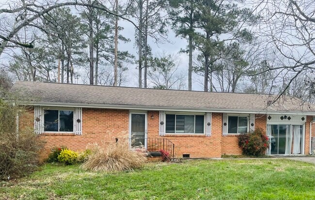Building Photo - 443 Steele Rd Rental