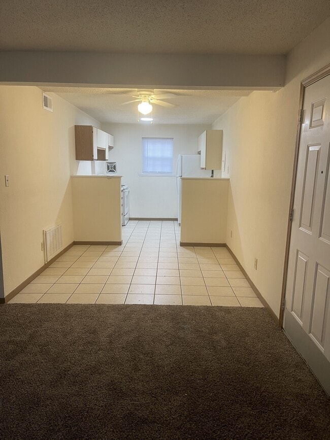 Photo - 1648 Towne Dr Unit E