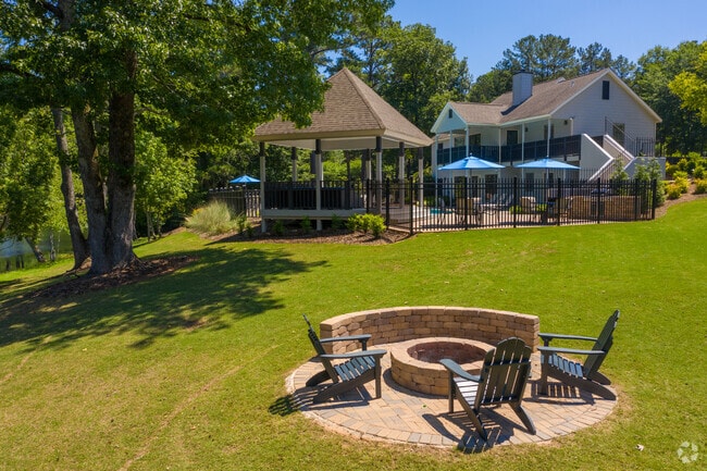 Photo - Village at Lakeside