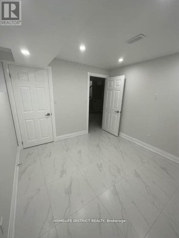 Photo - 51 Sharpe Cres