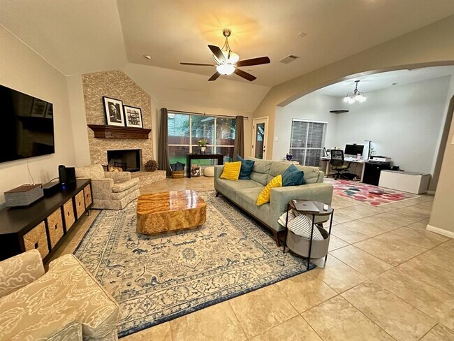 Photo - 10024 Lisi Anne Dr