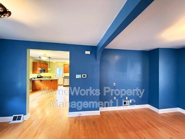 Photo - 2703 White Ave