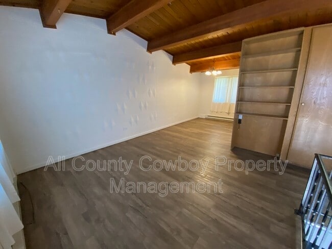 Photo - 1000 E Garfield St Unit Apt. 13