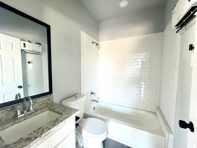 Photo - 2706 Observation Dr
