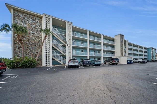 Photo - 300 64th Ave Unit 318