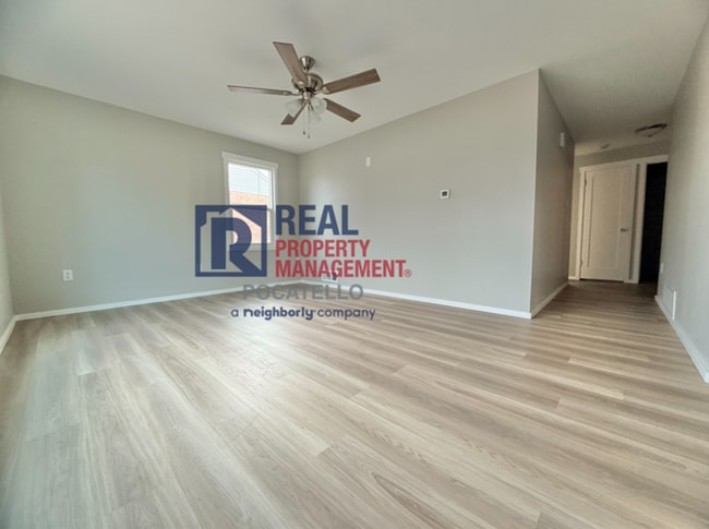 Photo - 3 Bedroom 1 Bath Apartment - newly remodeled