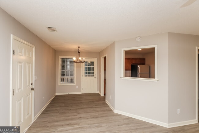 Photo - 360 Southern Trace Dr