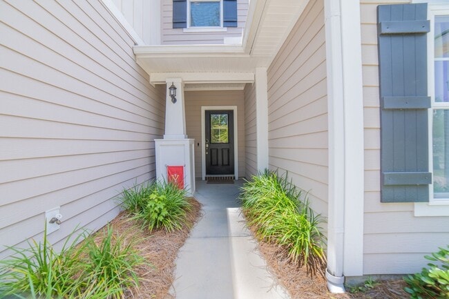 Photo - Coming Available! 3 Bedroom, 2.5 Bath Townhome!