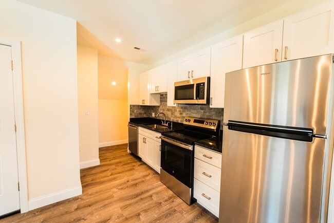 Photo - 340 E Main St Unit 2
