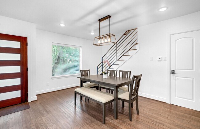 Photo - 3021 Prospect St