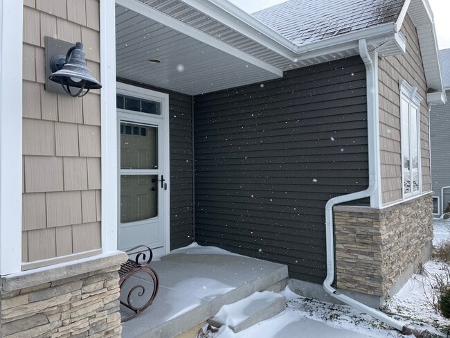 Photo - 2622 Mica Rd