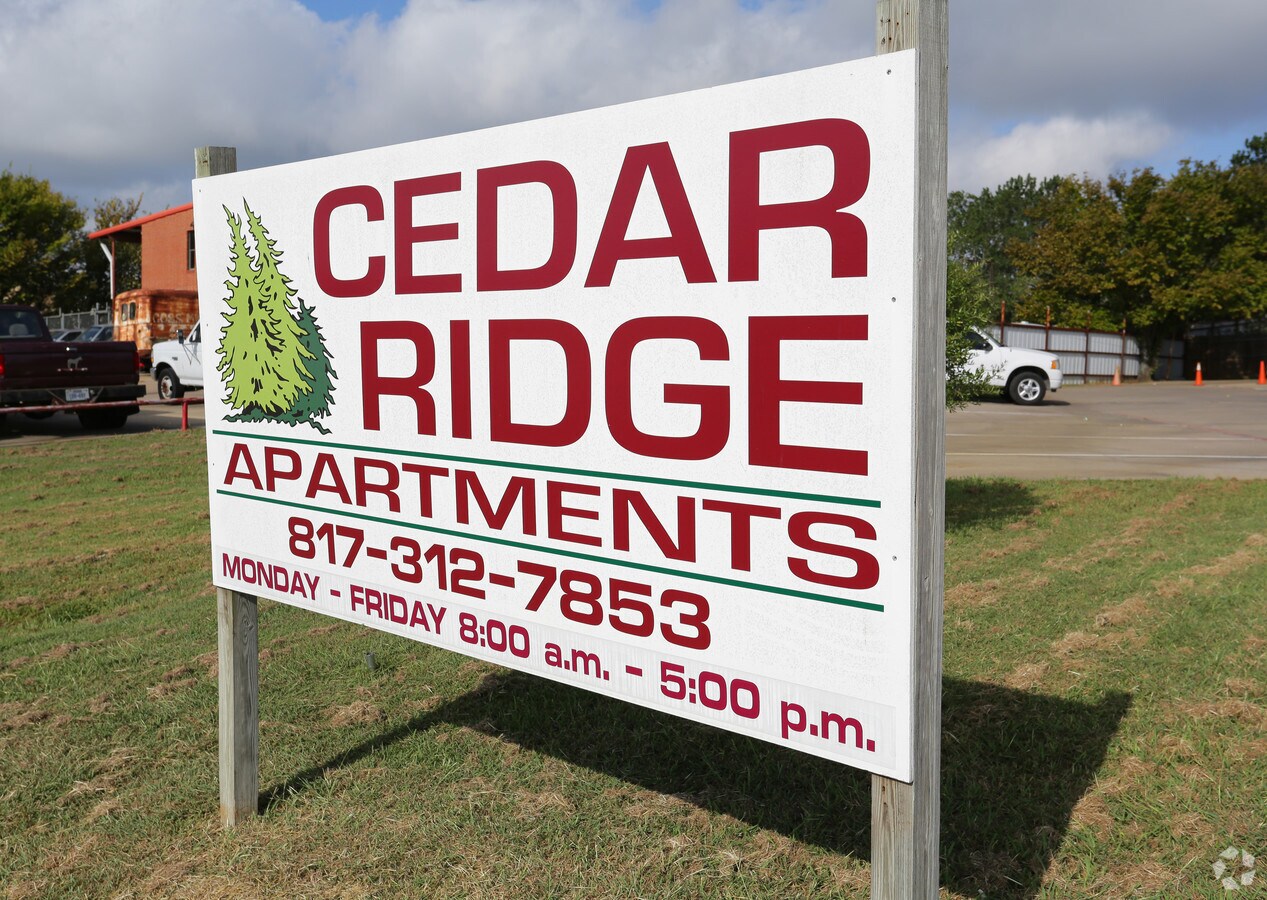 Photo - Cedar Ridge Apartments